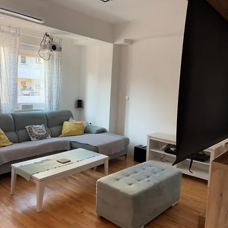 Cozy Cinema Апартаменты