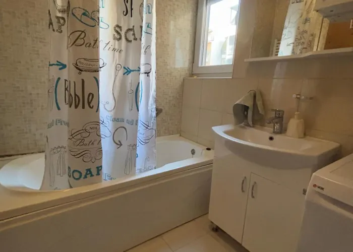 Cozy Cinema * Скопье